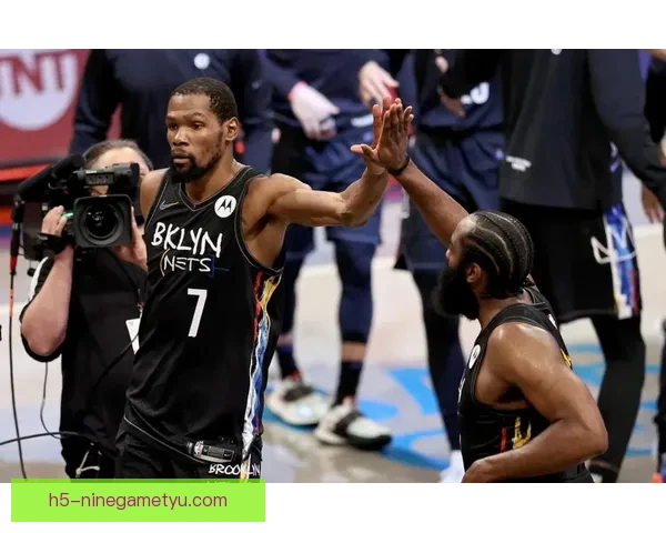 杜兰特制胜罚球火箭险胜黄蜂